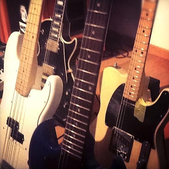 Guitars_Sideways